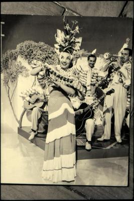 Carmen Miranda e o Bando da Lua (reprodução)