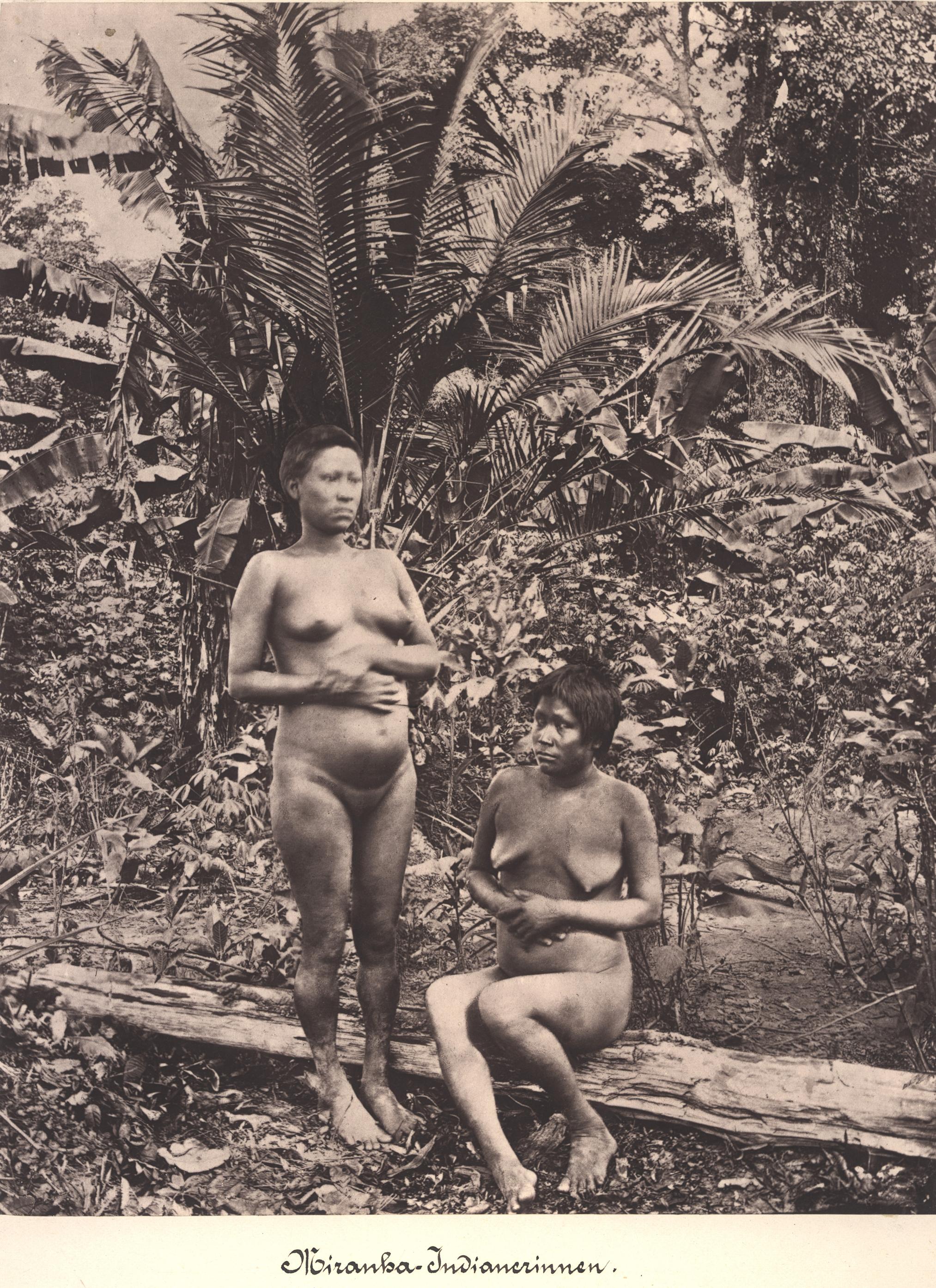 Mulheres indígenas do povo Miranha na região do Alto Japurá