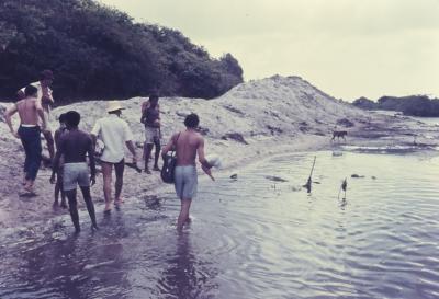Vila de pescadores no litoral sul, próximo ao Quilombo de Sibaúma
