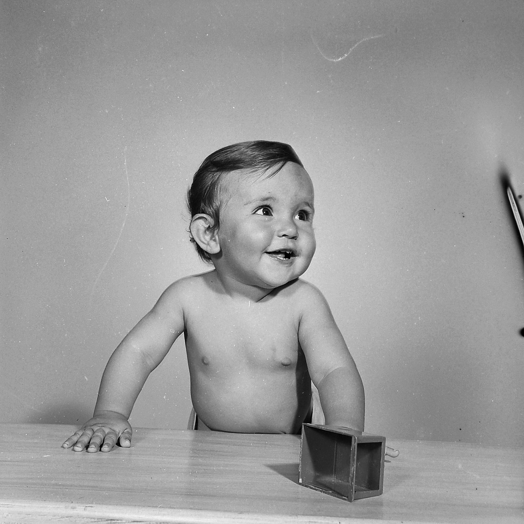 Tania Celidonio - criança