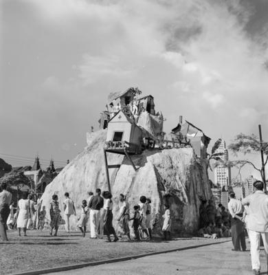 Decoração de rua no carnaval carioca